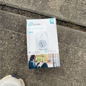TP-Link Smart Wi-Fi Plug - White and Teal Accent
